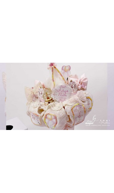 Lumanare botez personalizata cu dantela crem si glob cristal Ponei Carusel 8